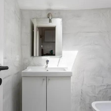 1 Bedroom & 1 Living Apt - Duomo 5 Apartamento *